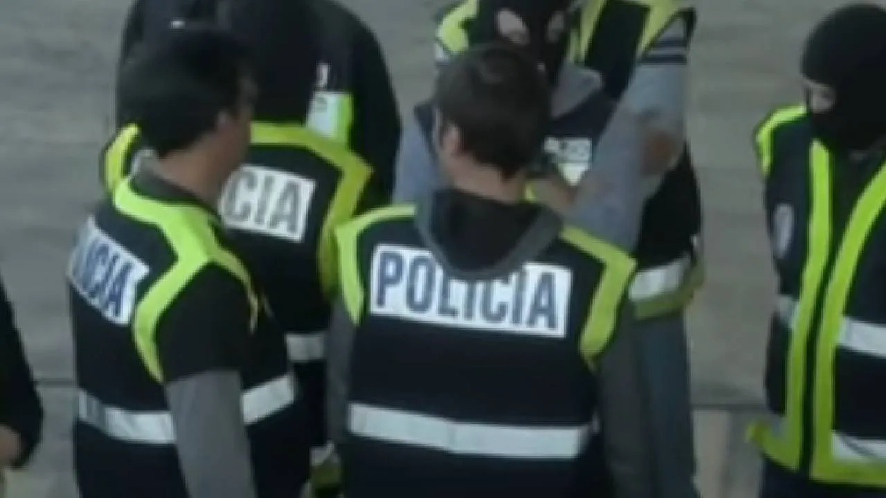 Polic