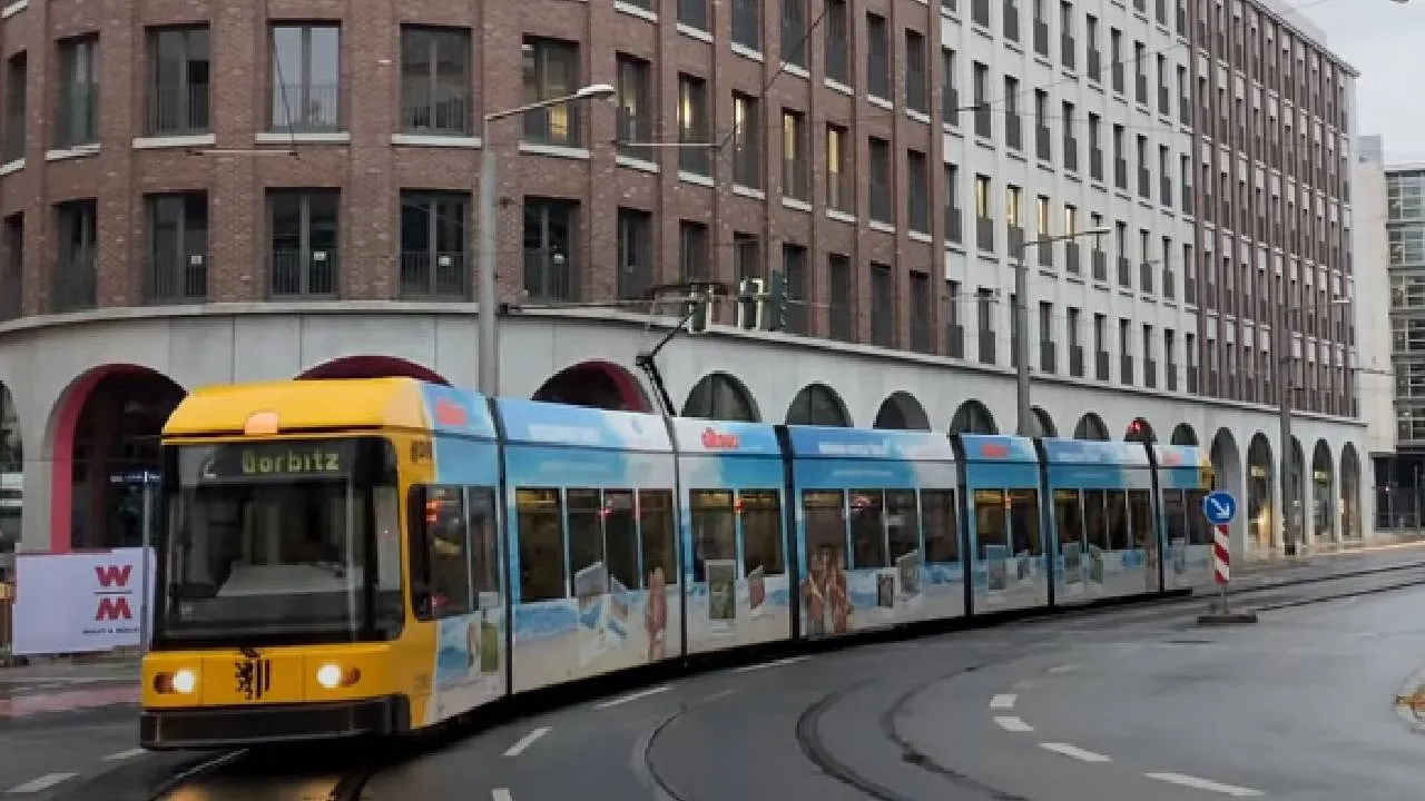Tram