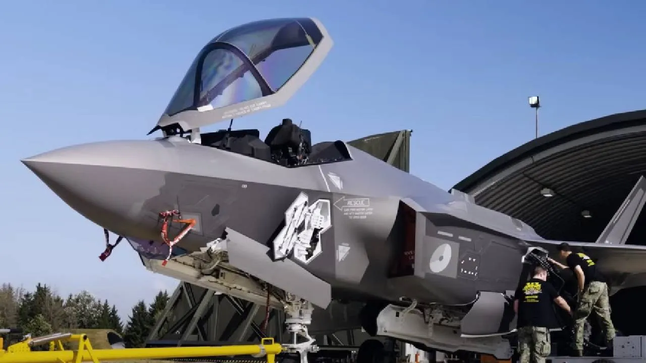 F35