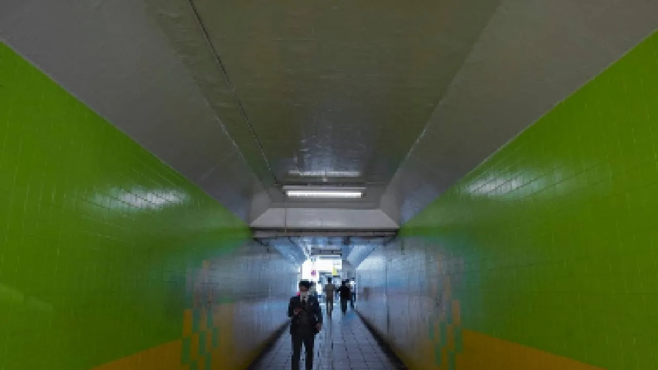 Tunnel1