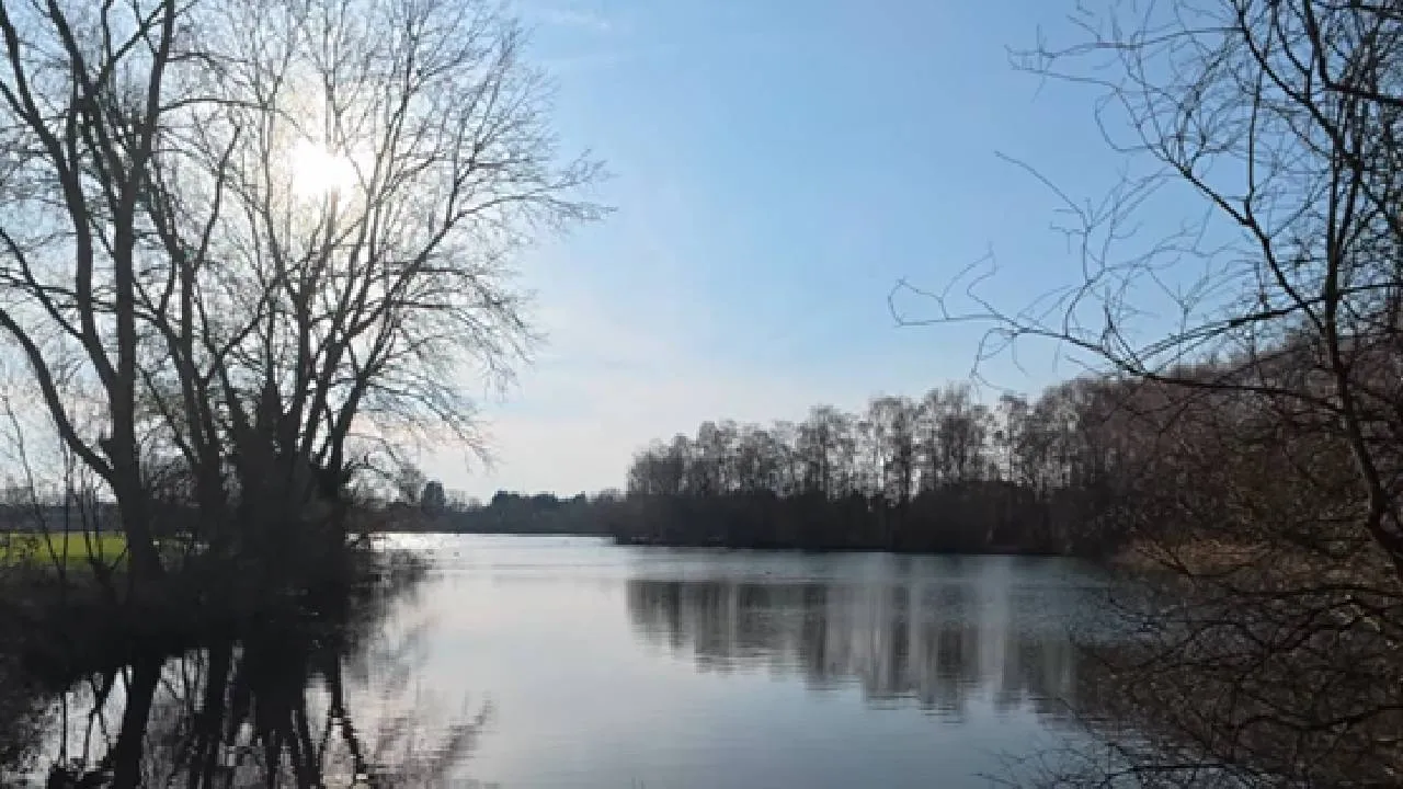 Balderton lake