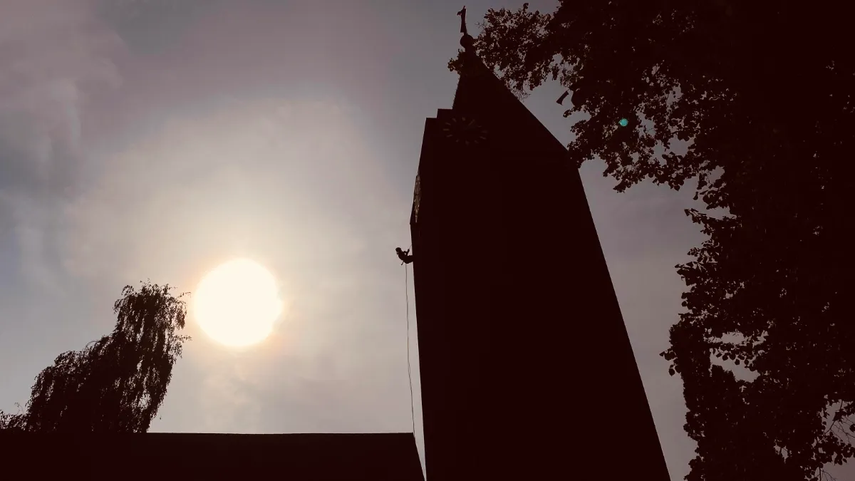 abseilen klokketoren heili hartkerk overhoven burendag 2022 1