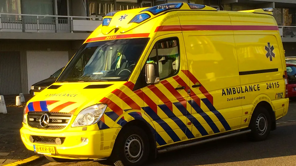 ambulance mercedes