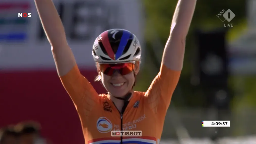 anna van der breggen wint wk op de weg in imola