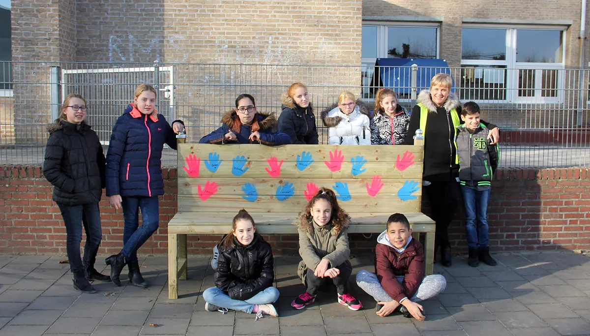 bankje voor de lieve juf marja is klaar