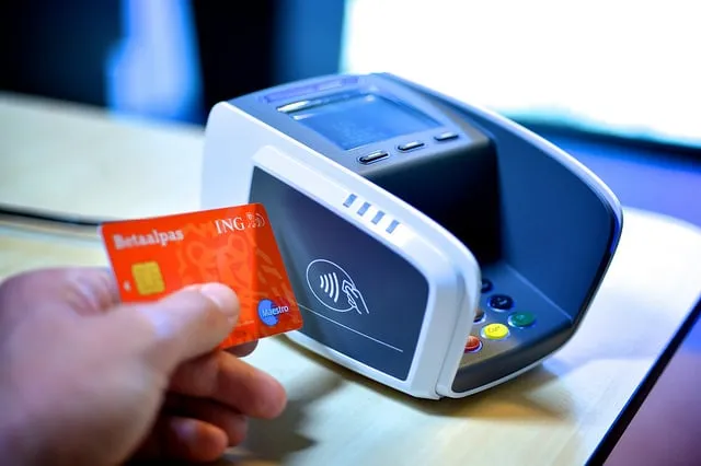 betalen met pin ing nederland cc by sa 20