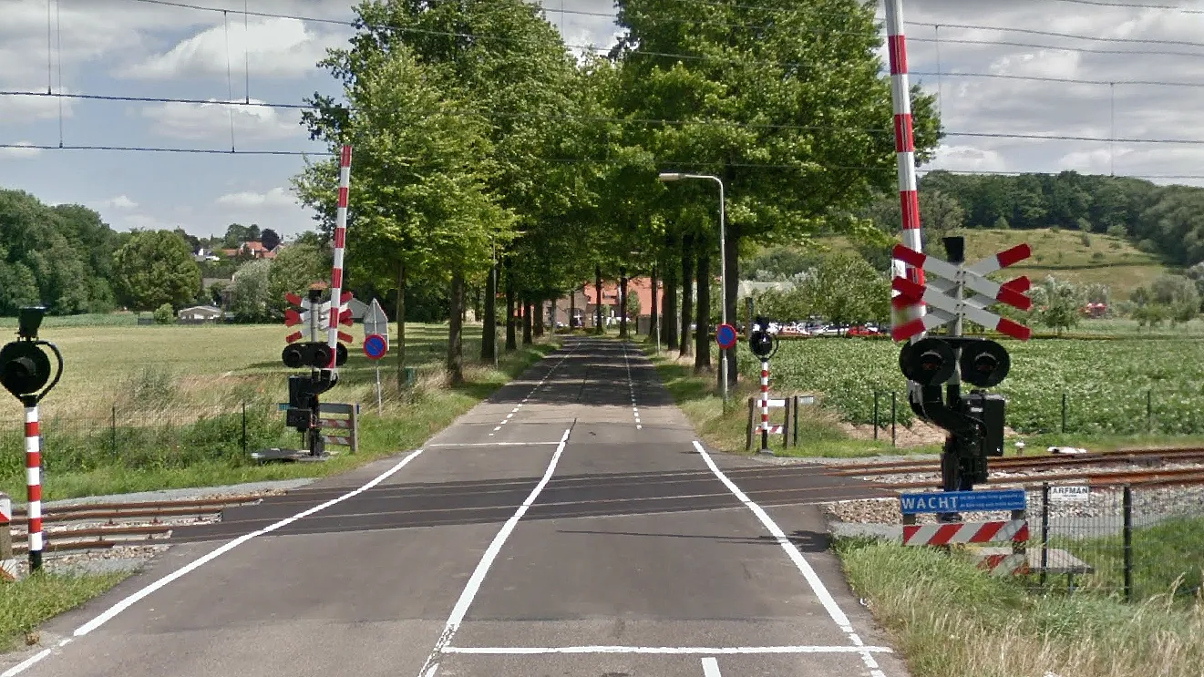 biesenweg richting overweg en biesenhof geleen