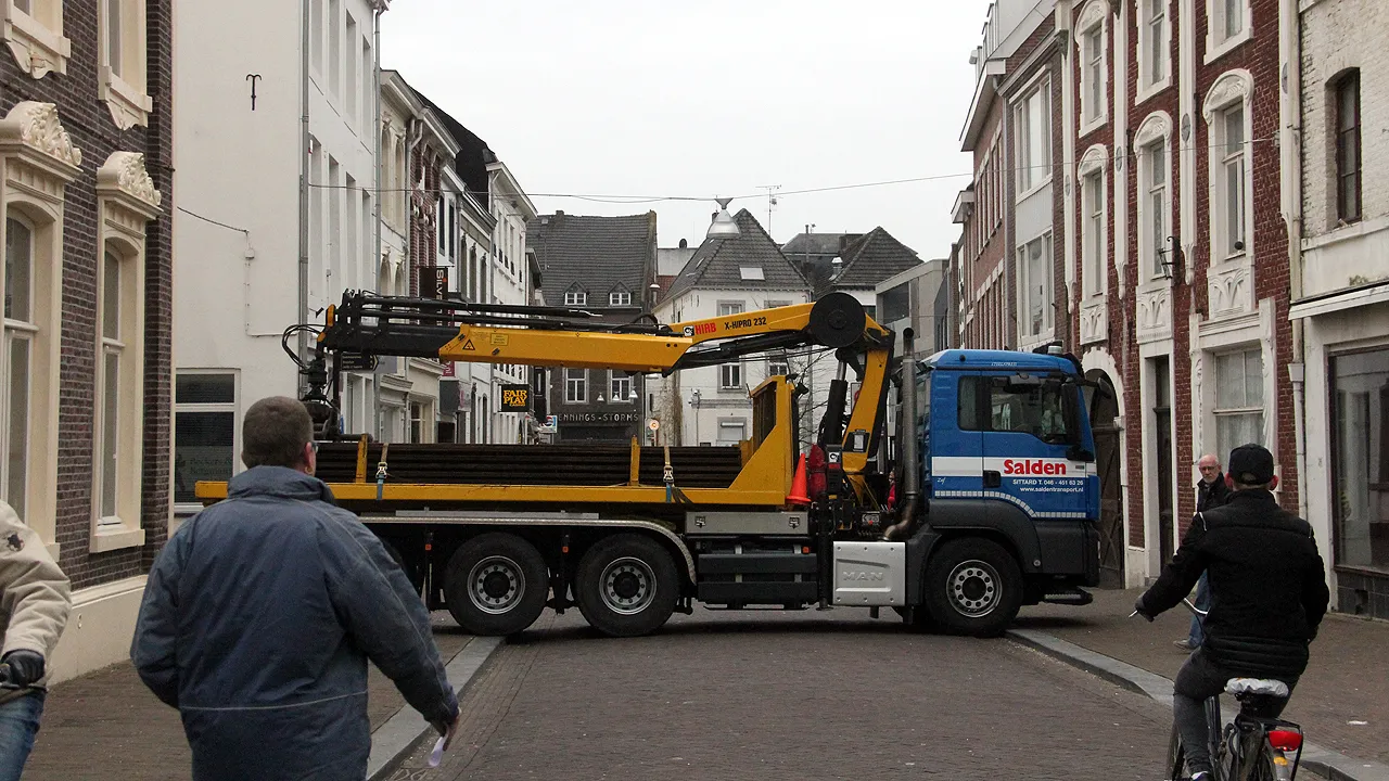 blokkade paardestraat tijdens scholierencarnaval uit voorzorg