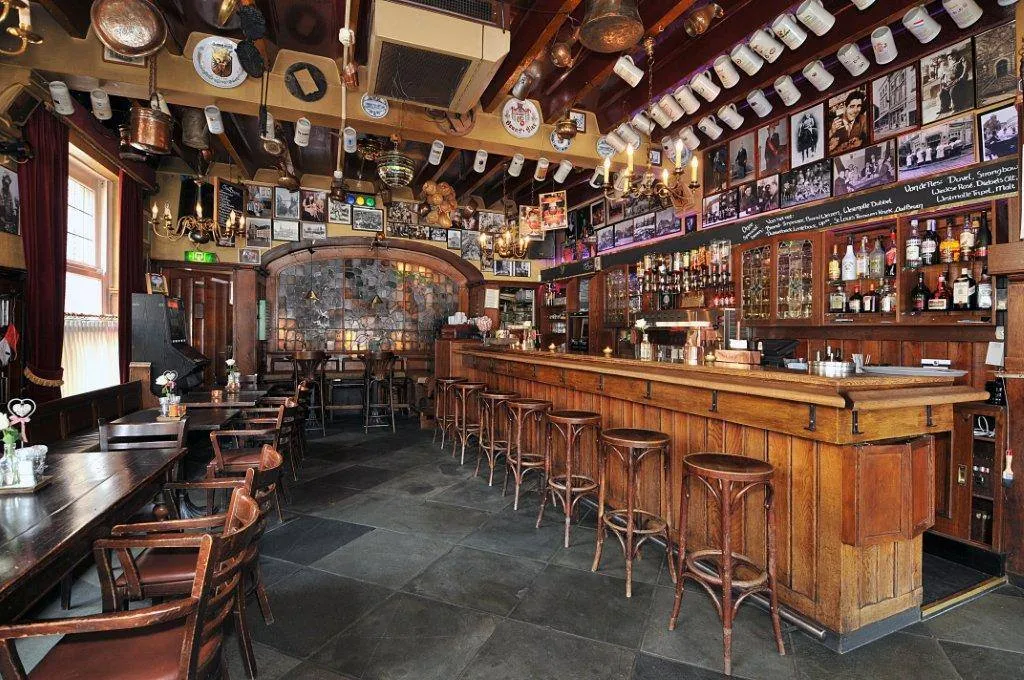cafe schtad zitterd