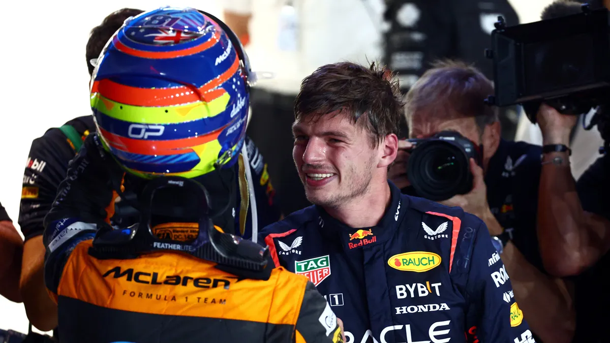 f1gp18 verstappen wereldkampioen filiciteert piastri met winst sprint qatar