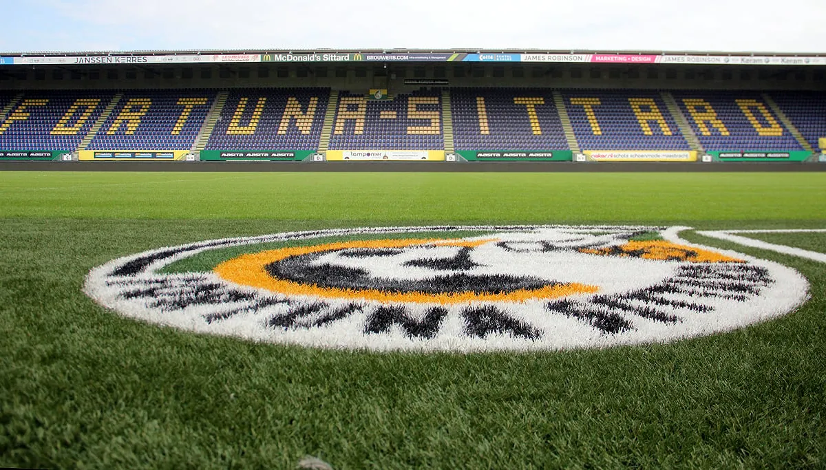 fortuna sittard stadion grasmat