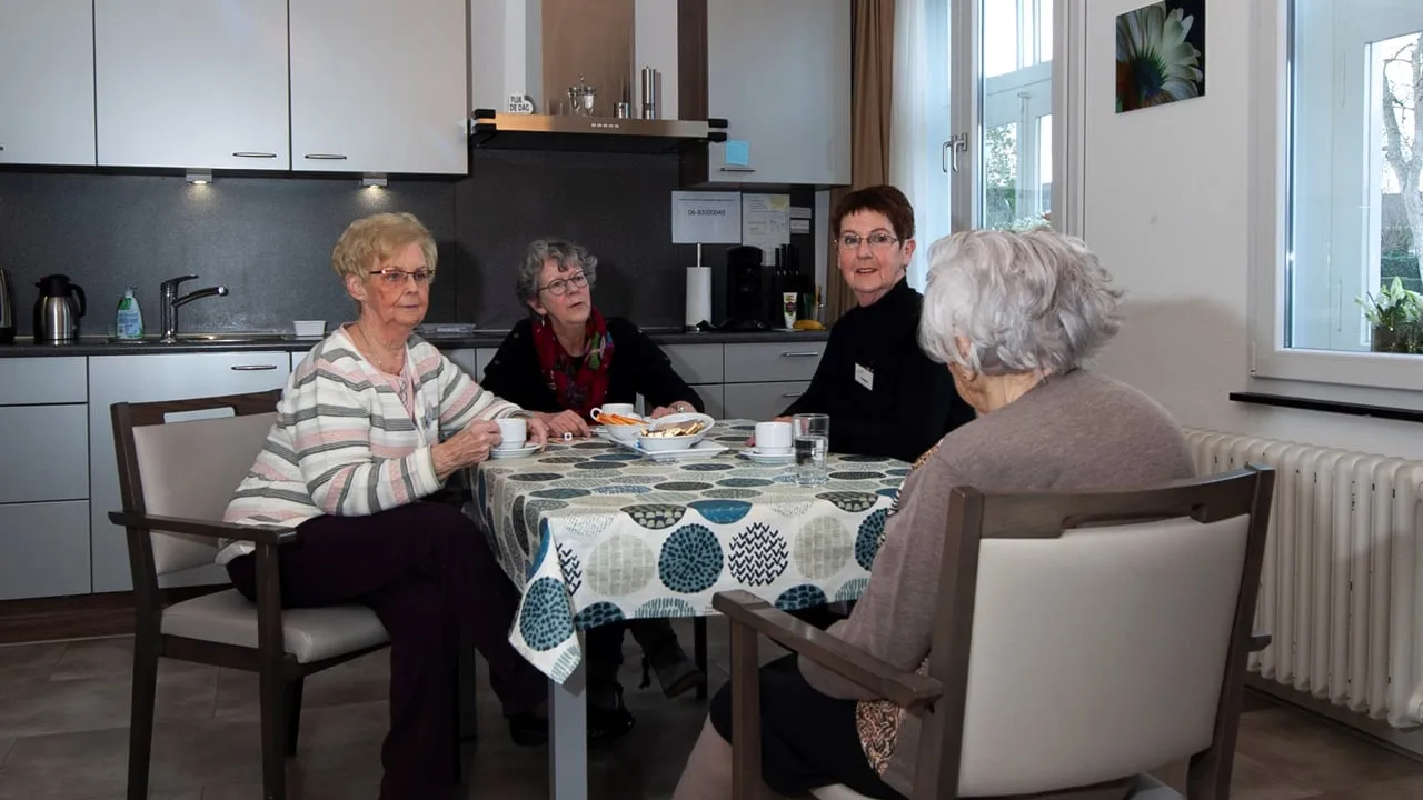 foto keukentafel bronnerhof