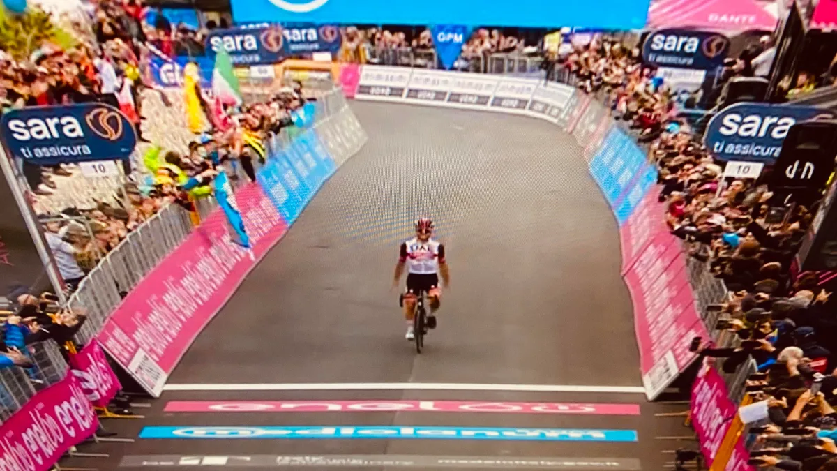 giro 2022 20 alessandro covi