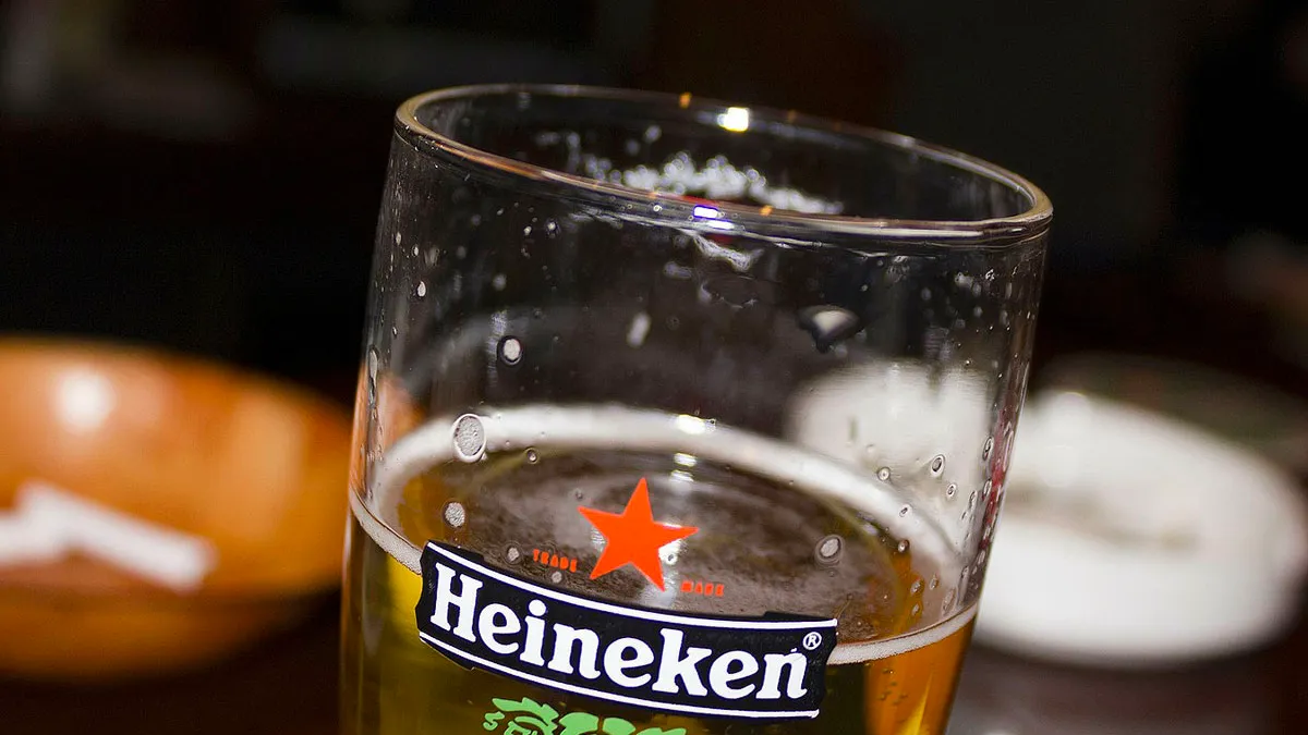 heineken glas met bier