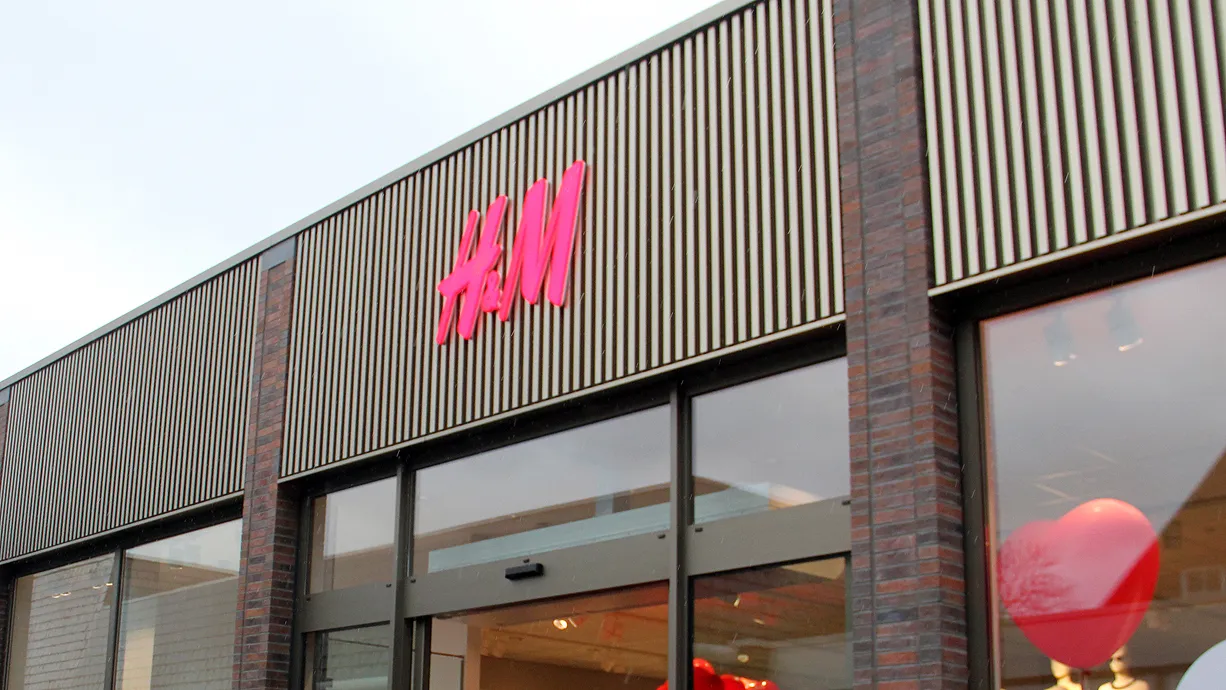 hm weer open