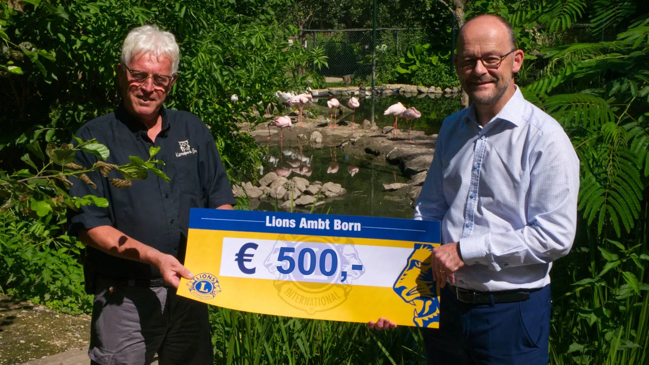 lions ambt born geven dierenpark born cheque