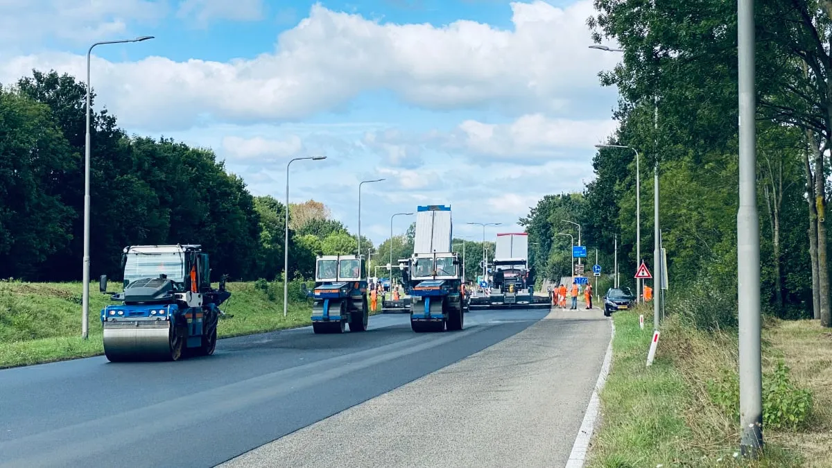 n276 asfalteringswerkzaamheden bij munstergeleen 1