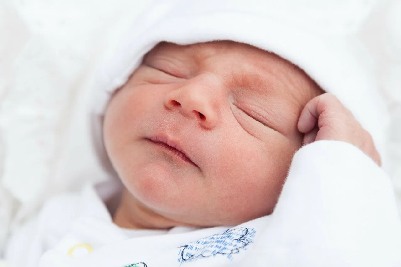 newborn 216723 1280 baby