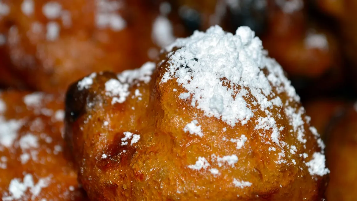 oliebol oliebollen cc0 via pixabay