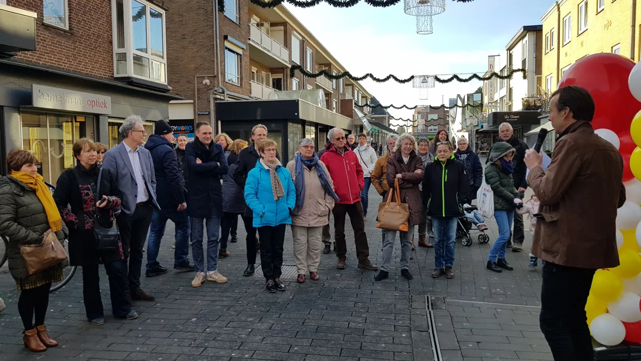 opening leeswinkel geleen 1