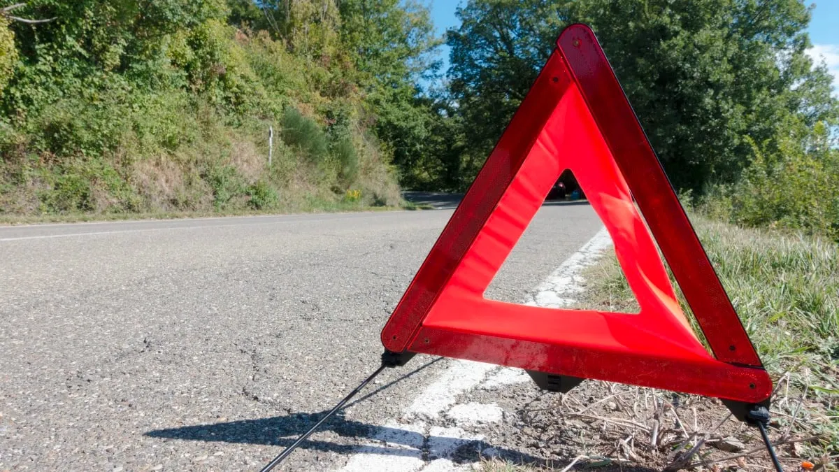 pech onderweg gevarendriehoek cc0 via pxhere
