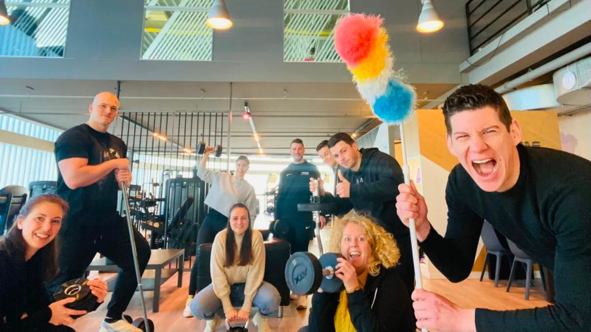 poetsbeurt bij anytime fitness