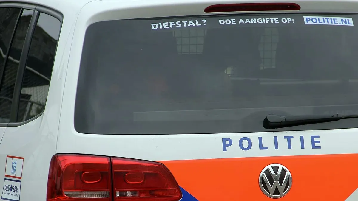 politie auto achterzijde