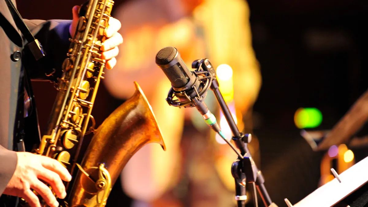 saxofoon jazz muziek