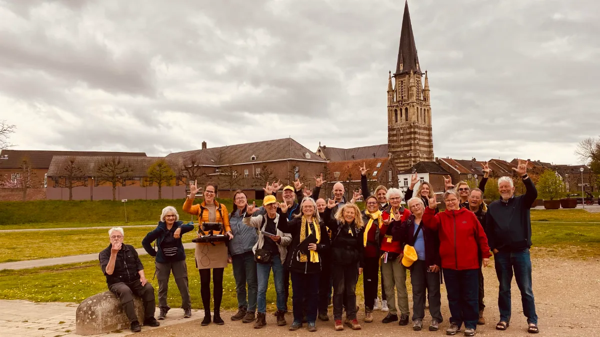 slechthorende en dove pieterpadlopers