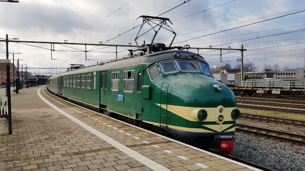 treinstel 766 mat54 hondekop in sittard