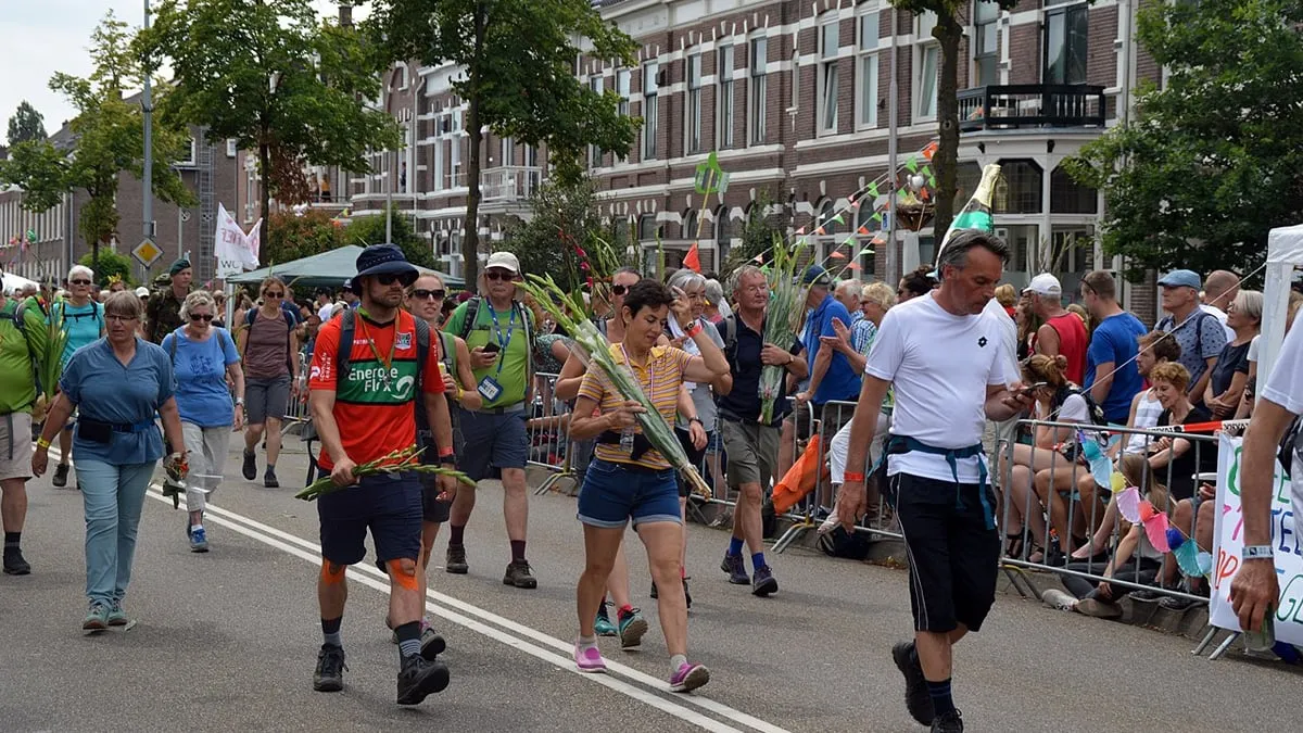 via gladiola vierdaagse nijmegen