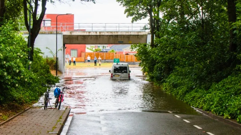 wateroverlast hoogveld na stortbui 20220520 2