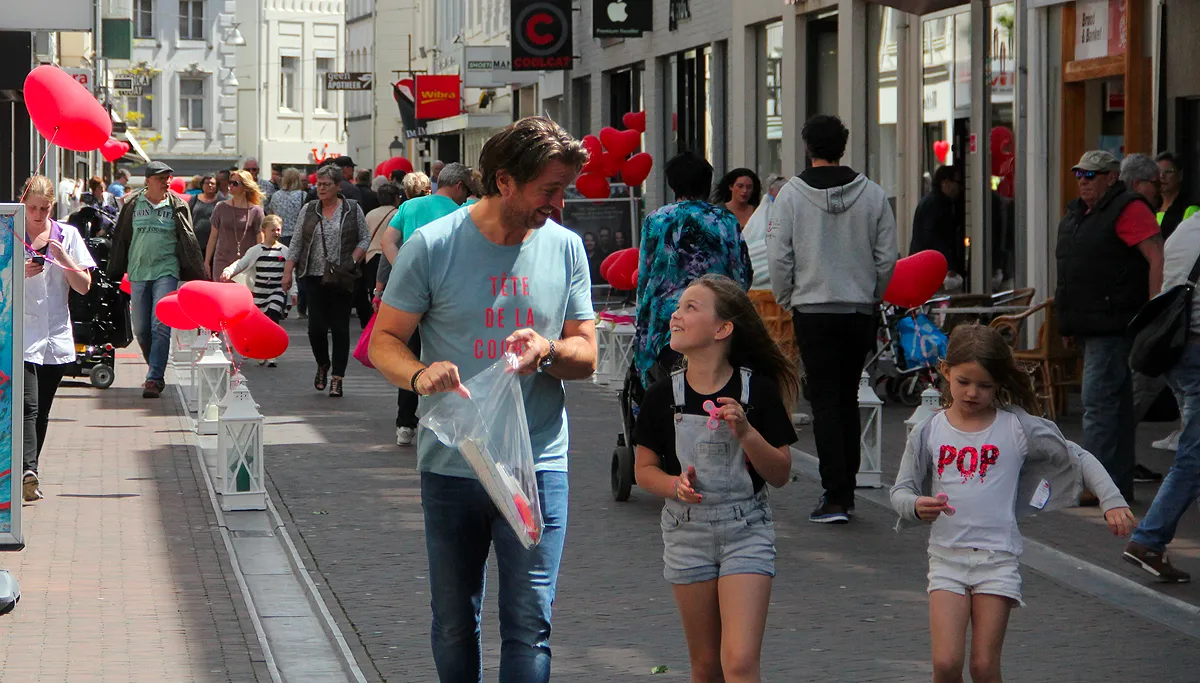 winkelend publiek brandstraat 2015