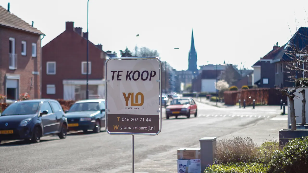 ylo makelaardij 04