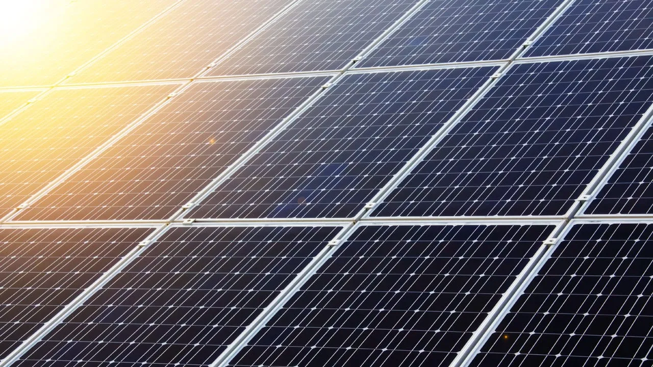zonnepanelen pv cellen solar panels cc0