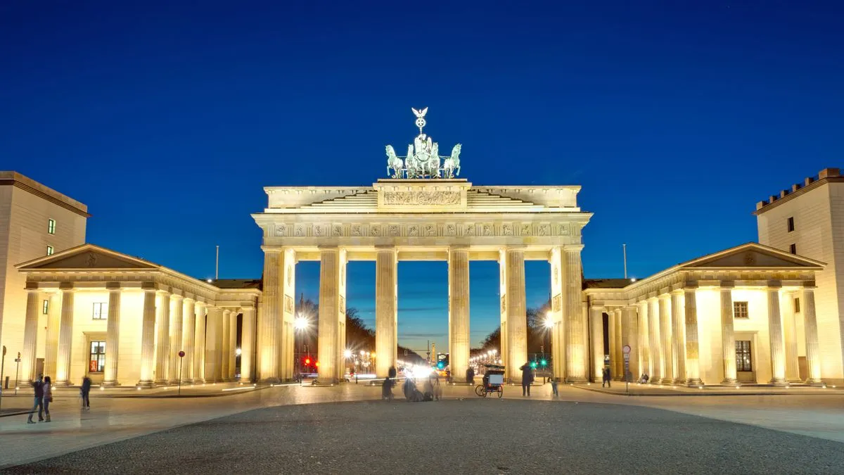 verlichte brandenburgertor berlijn