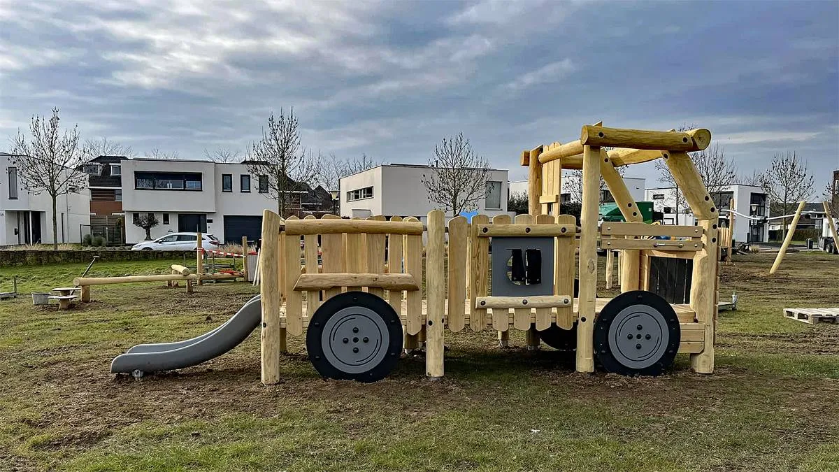 nieuwe speeltoestellen de haese geleen