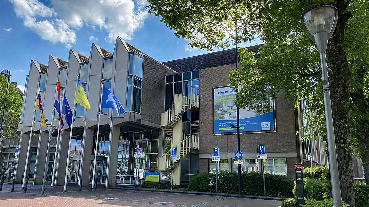 gemeentehuis in geleen april 2025