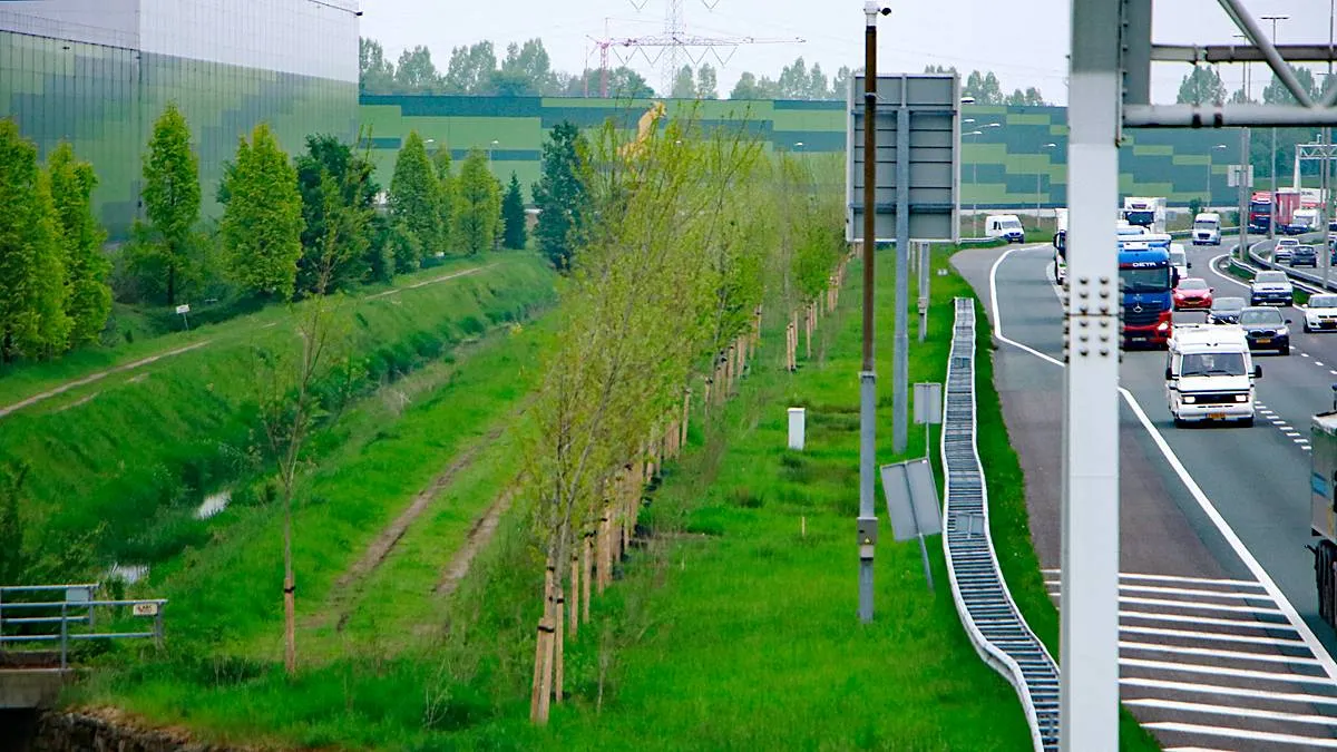 parkway langs a2