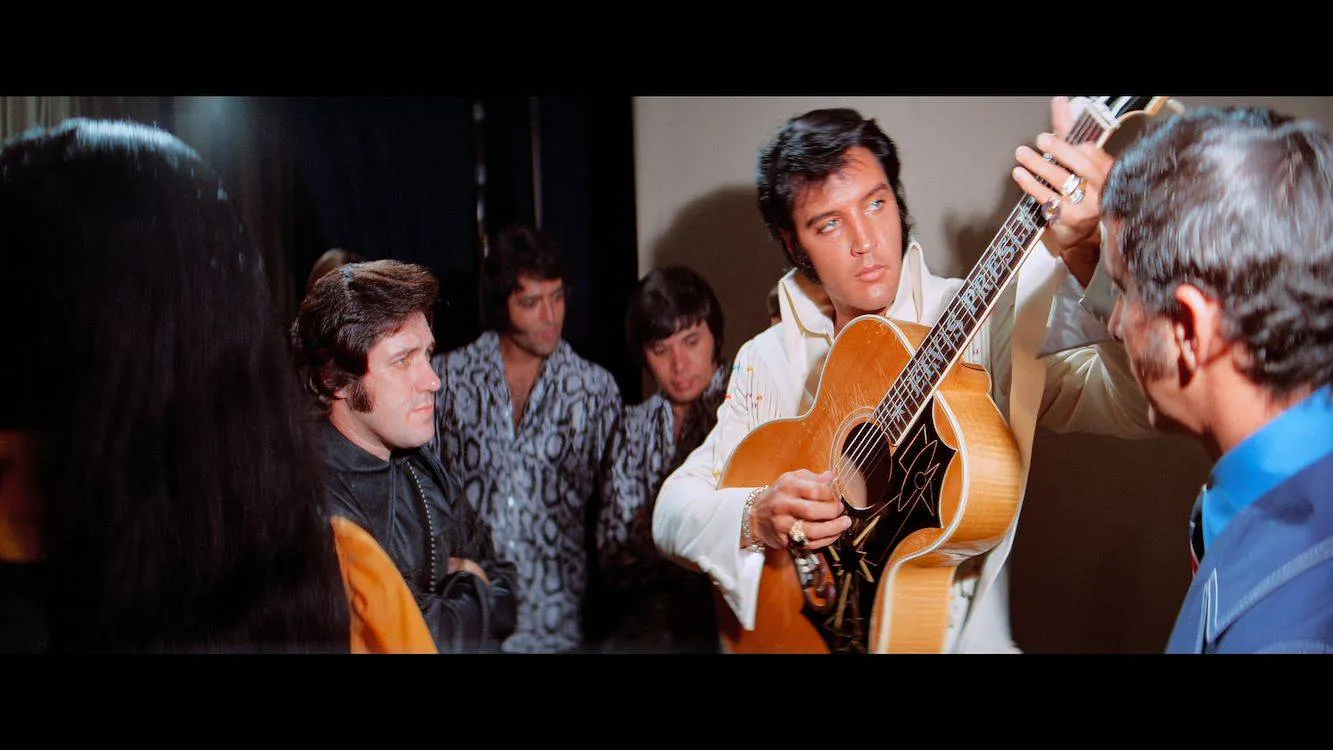 EPiC_-Elvis-Presley-in-Concert_st_4_jpg_sd-low_2026-Universal-Studios-All-Rights-Reserved (1)