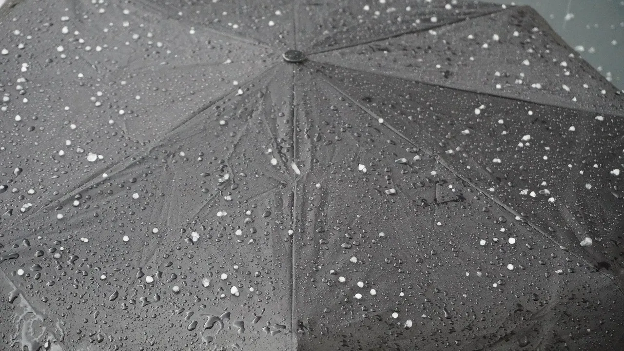 hagel-regen-janvanbizar-pixabay