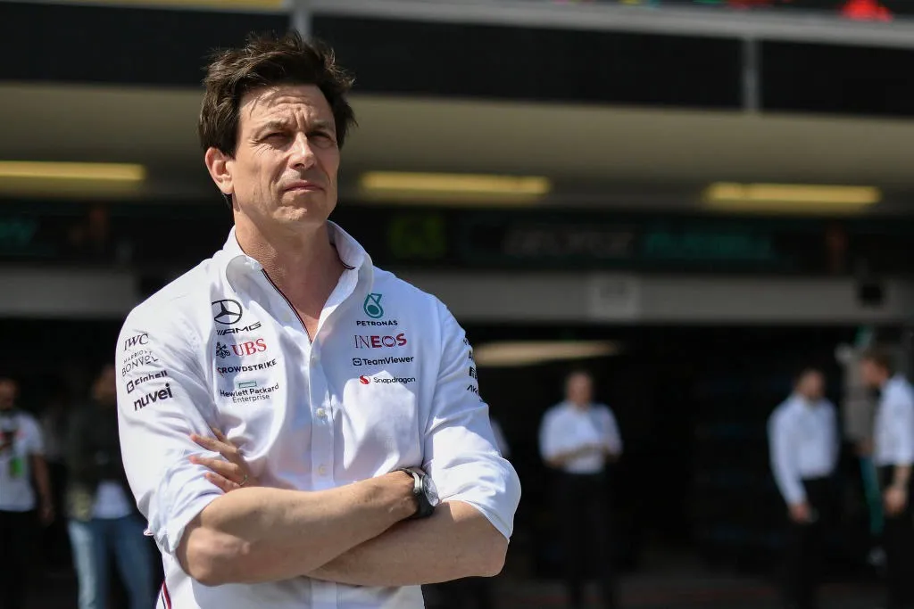 Toto Wolff underskriver ny flerårig aftale med Mercedes