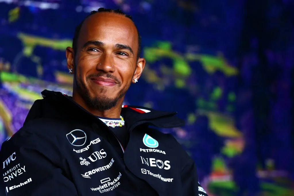Første gang siden Michael Schumacher: Ferrari forbereder noget særligt for Lewis Hamilton