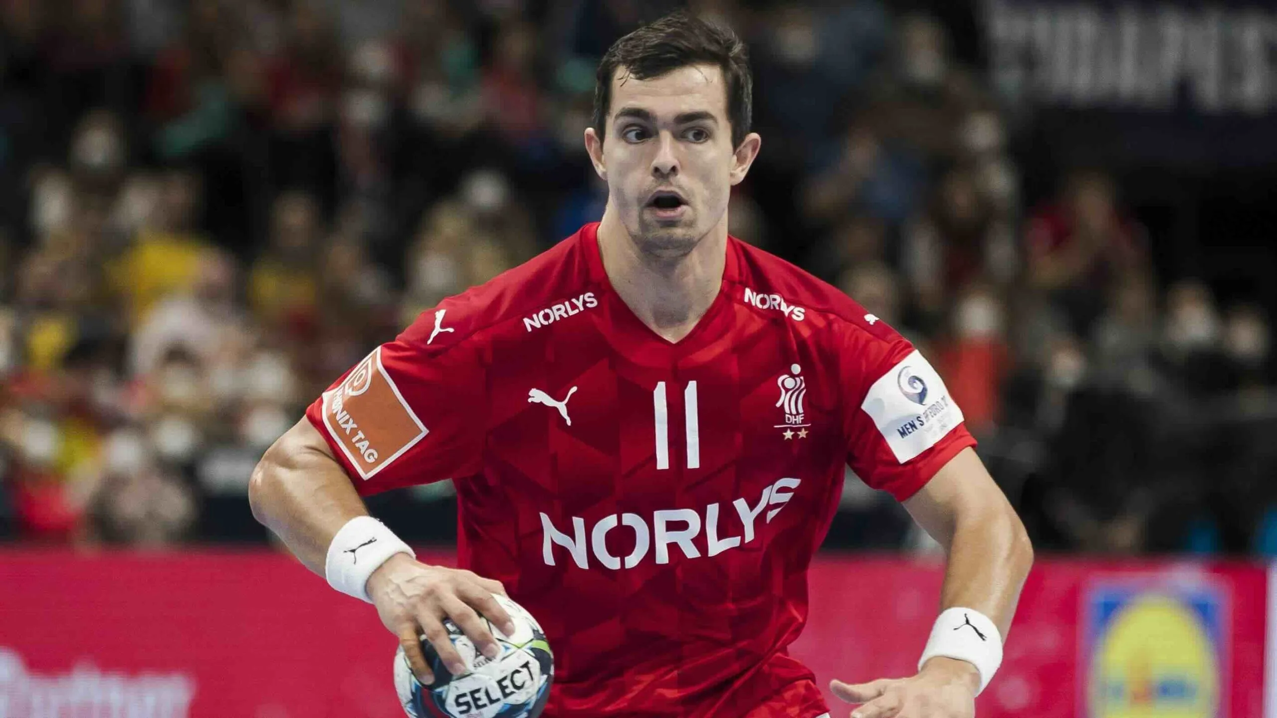 Publikum buhede af Rasmus Lauge: Nu reagerer han