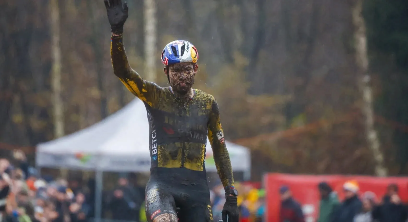 wout van aert crossloeb