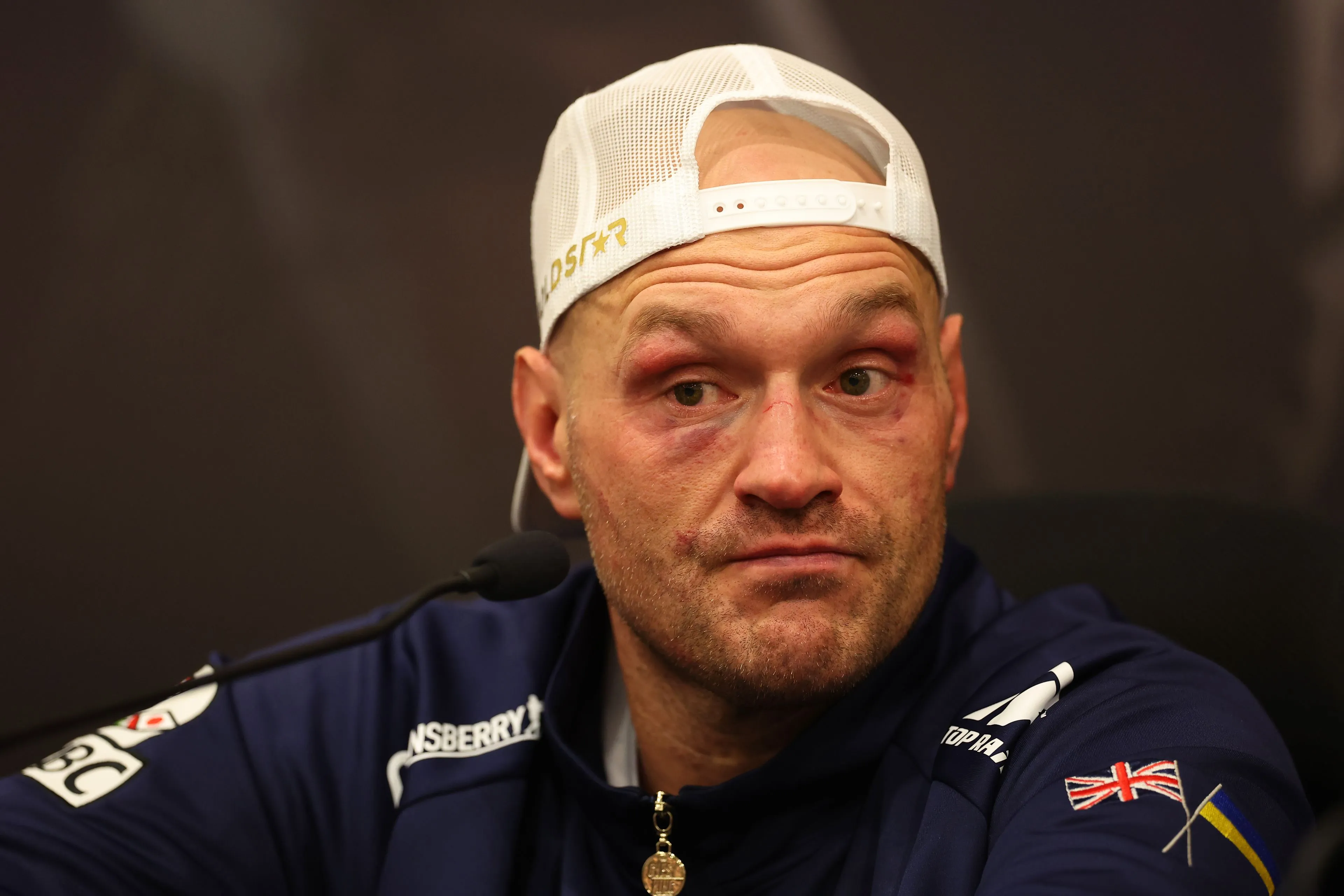 Carl Froch beder John Fury om at holde sig væk fra Tysons rematch mod Usyk