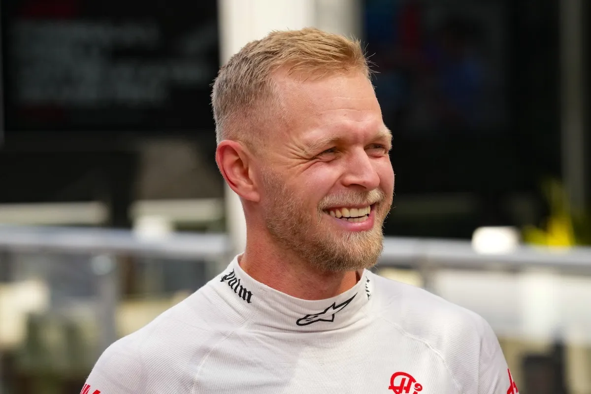 Kevin Magnussen chokerer med Audi-Sauber-forhandlinger efter flot placering