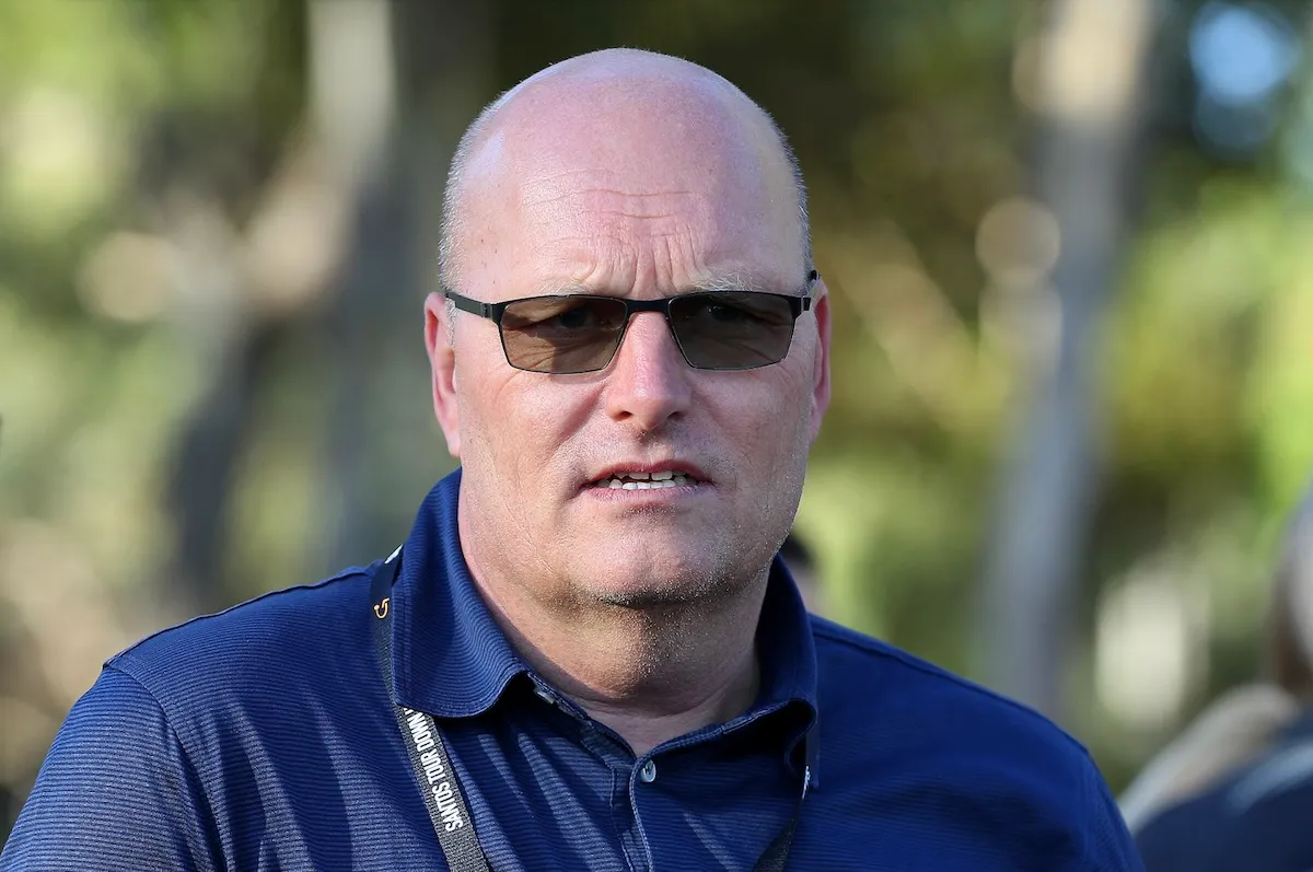 Bjarne Riis om Jonas Vingegaard: ‘Et eller andet sted undrer det mig’