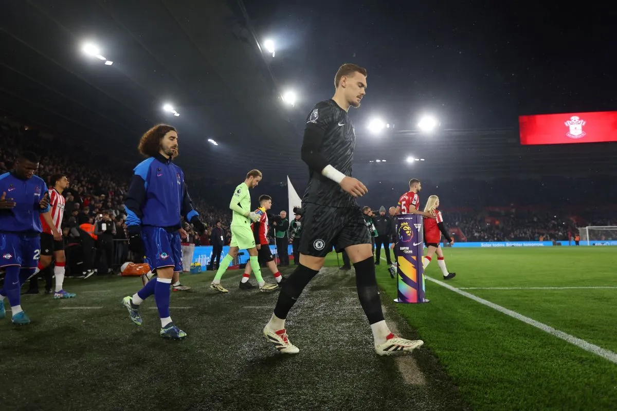 Kort fornøjelse: Filip Jörgensen bænket igen i Chelsea