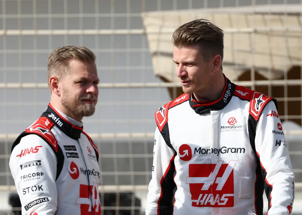 Magnussen og Hülkenberg overrasker under første træning